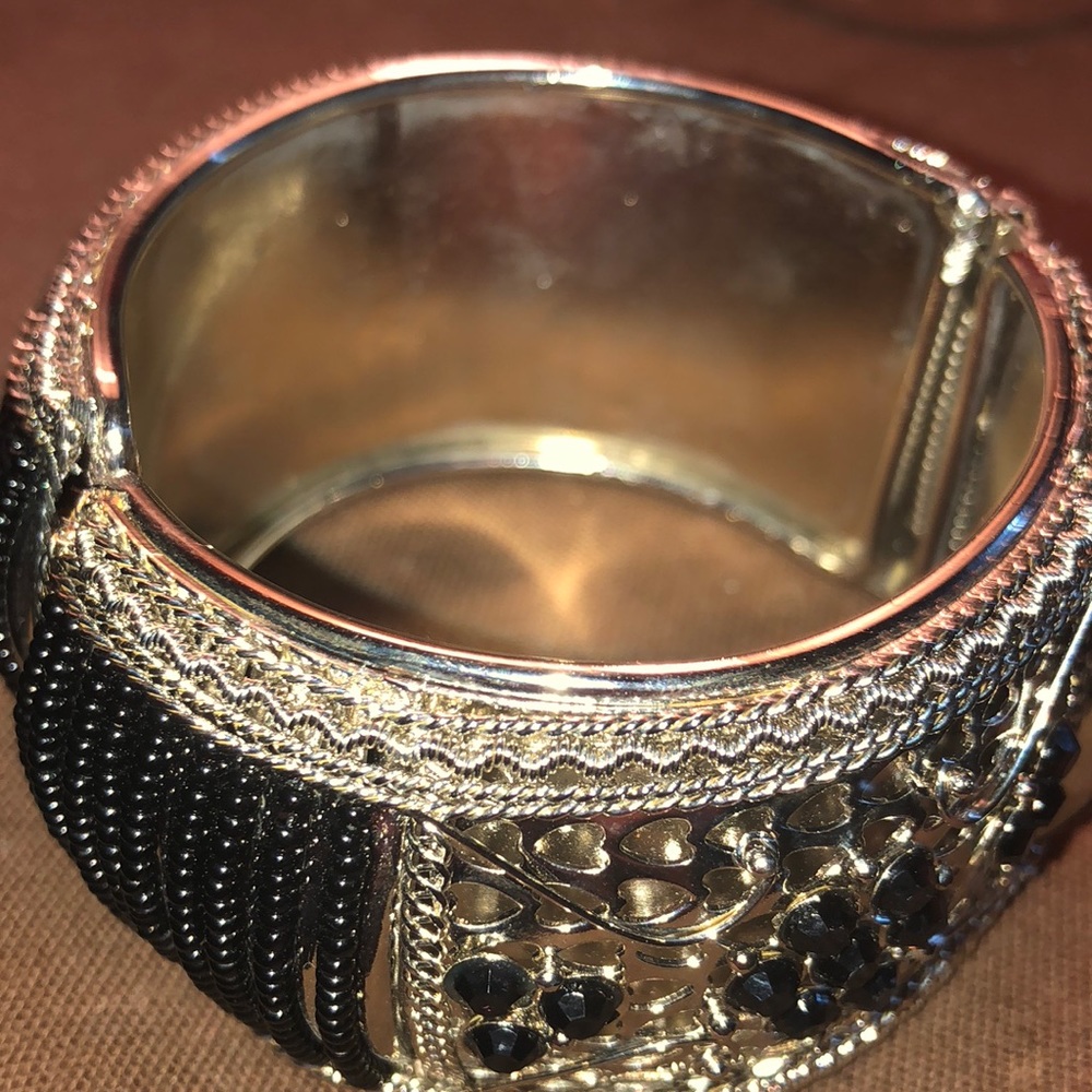 *****bangle bracelet******